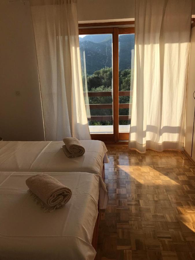 Six Bedroom Holiday Home Matea Ploce  Buitenkant foto