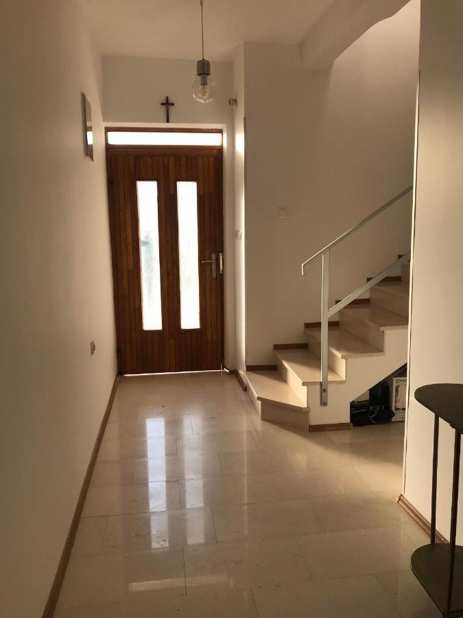 Six Bedroom Holiday Home Matea Ploce  Buitenkant foto