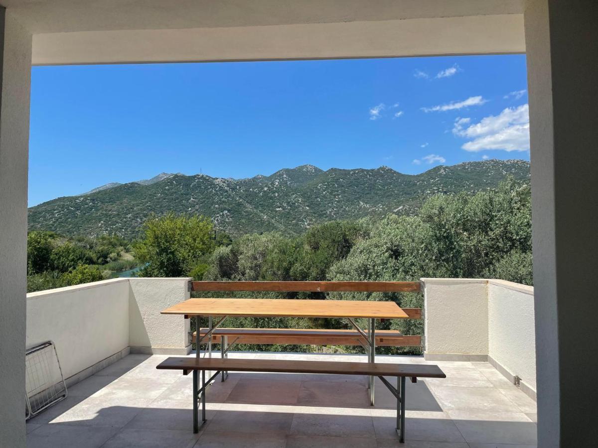 Six Bedroom Holiday Home Matea Ploce  Buitenkant foto
